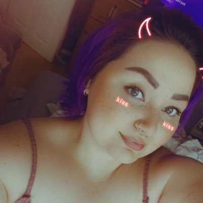 Vickey_Jane's tweet photo. #NewProfilePic https://t.co/nC2mVsNsUx