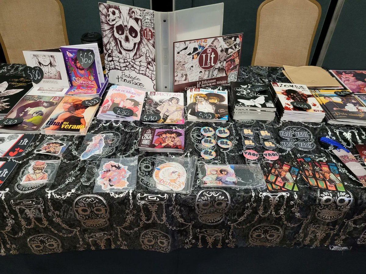 litediciones's tweet photo. ¡Muchas gracias a todas las personas que nos visitaron este fin de semana en Oops Spring Fest!
También le damos la bienvenida a nuestros nuevos seguidores, estamos preparando nuevos lanzamientos, actualizaciones y más, esperamos que estén pendientes.

 #BoysLove #OopsSpringFest https://t.co/xdyV3Sd7nI