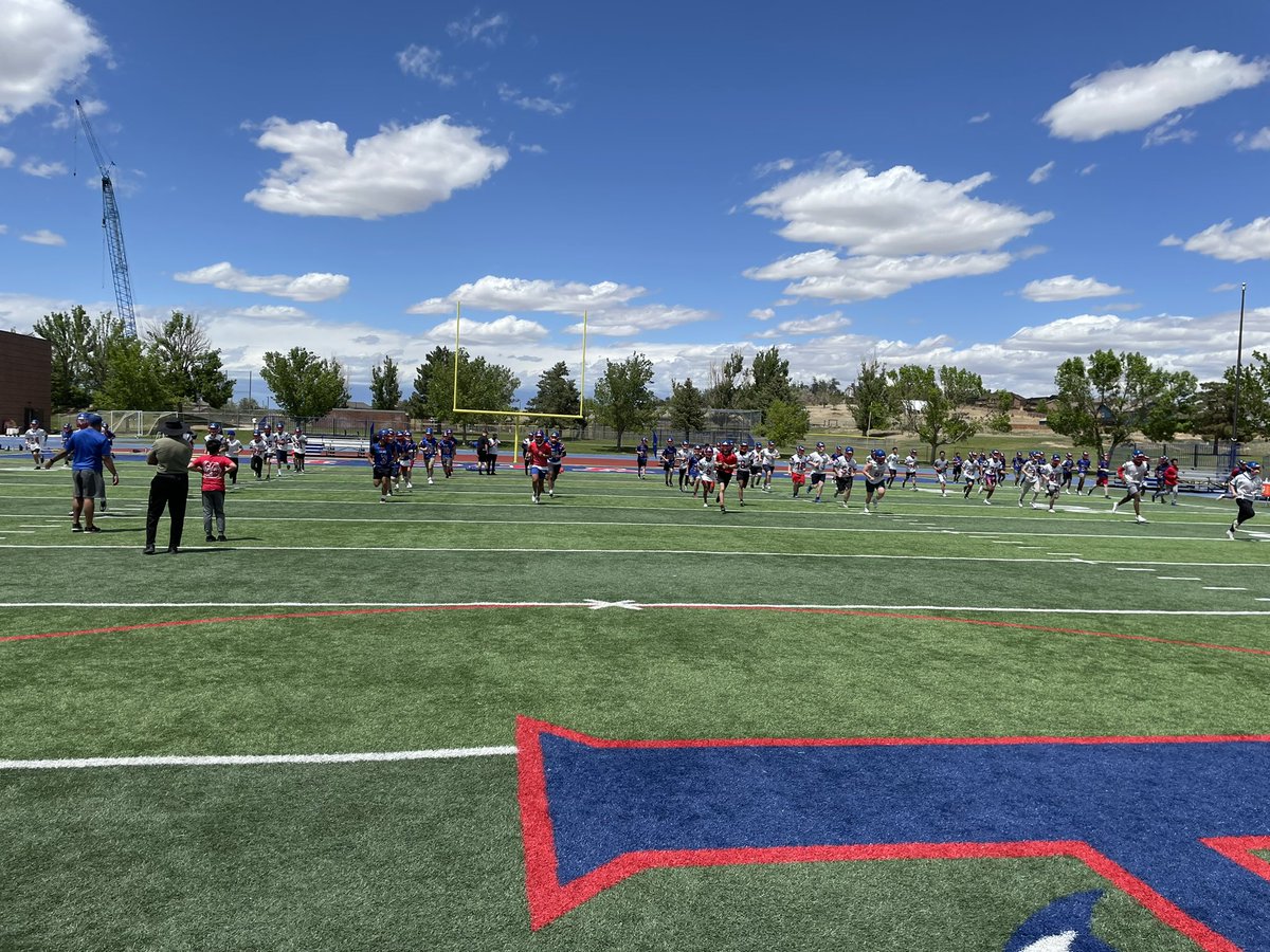 ffchsfootball's tweet photo. 🚨Day 1 of Summer Camp! Lets Go! Great energy by our guys tonight! Excited for Day 2. #TrojanTough 💪💪💪 #BringFIRE 🔥🔥🔥 #FKG 🛡⚔️🔵⚪️🔴@Coach_JNovotny @FFCHSAthletics @ffcstrength @FFC8schools https://t.co/oGpT42nurh