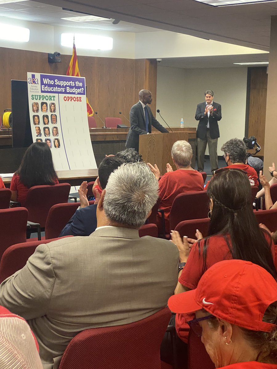 reginaldbolding's tweet photo. Educators came down to the State Capitol to make one request and it was simple and straight to the point: #FundOurSchools. Arizona has a $5.3 Billion surplus! A fully funded education system is well overdue. https://t.co/WTTaUsBYbG