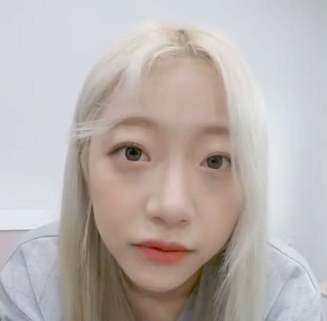 DailyJeewon's tweet photo. #시그니처 #cignature #지원 #Jeewon @cignature_J9 https://t.co/THIVAYR6O9