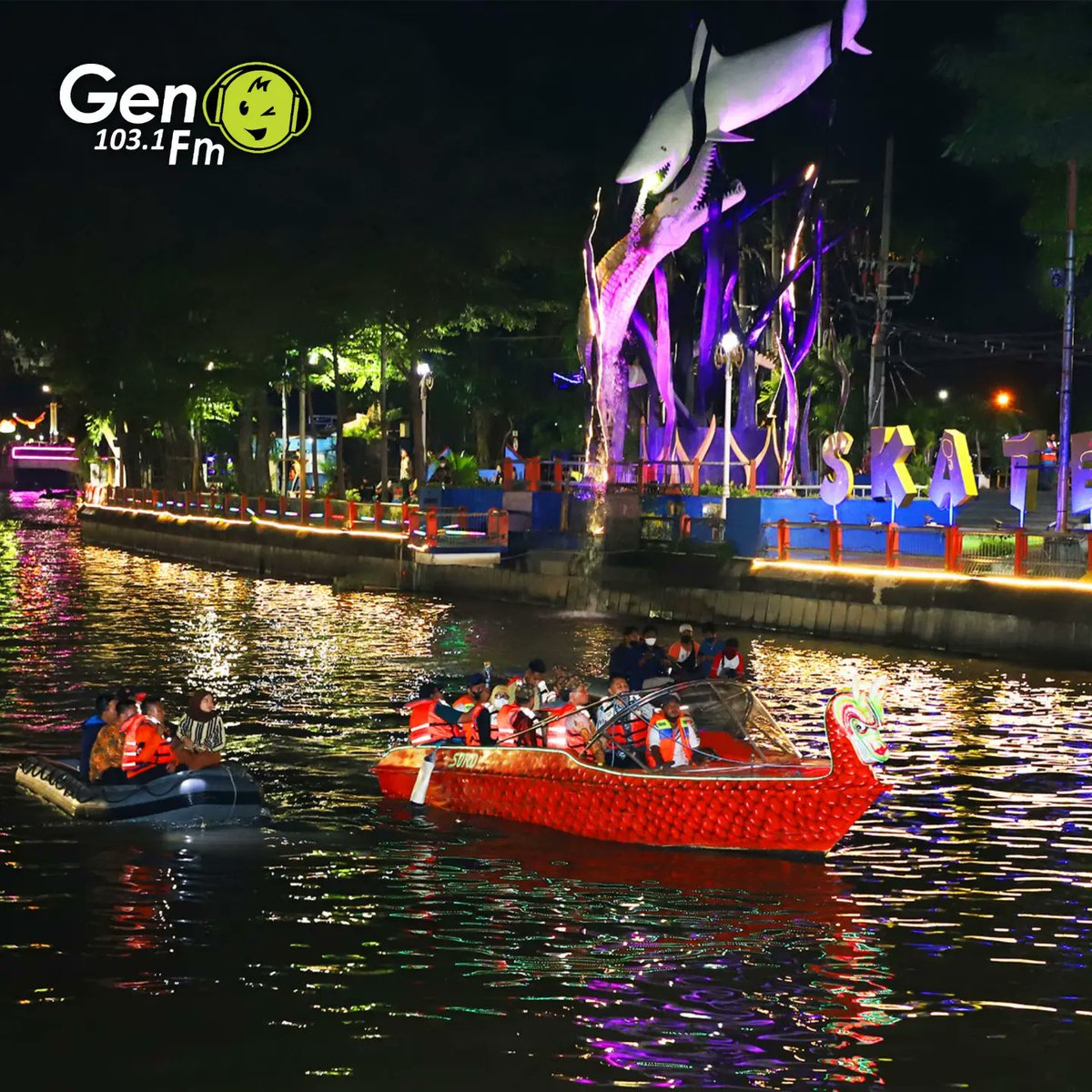 gen1031fmsby's tweet photo. Wali Kota Surabaya Eri Cahyadi berikan kado istimewa bagi warga Kota Surabaya di Hari Jadi Kota Surabaya ke 729. Yaitu dengan meresmikan Wisata Air Kalimas pada Selasa (31/5/2022) malam.
Jadi, kapan rencana mau kesini?
Sumber : Humas Pemkot Surabaya
#InfoGen
#gen1031fmsby https://t.co/oHCGjsxri3