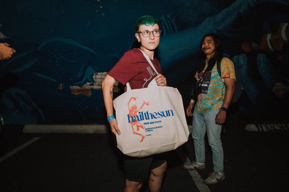 Shout out to <a href="/laurenklinge/">Lauren Klinge</a> for taking these sick ass pics of me at the <a href="/hailthesun/">Hail The Sun</a> show in Tucson!❤️