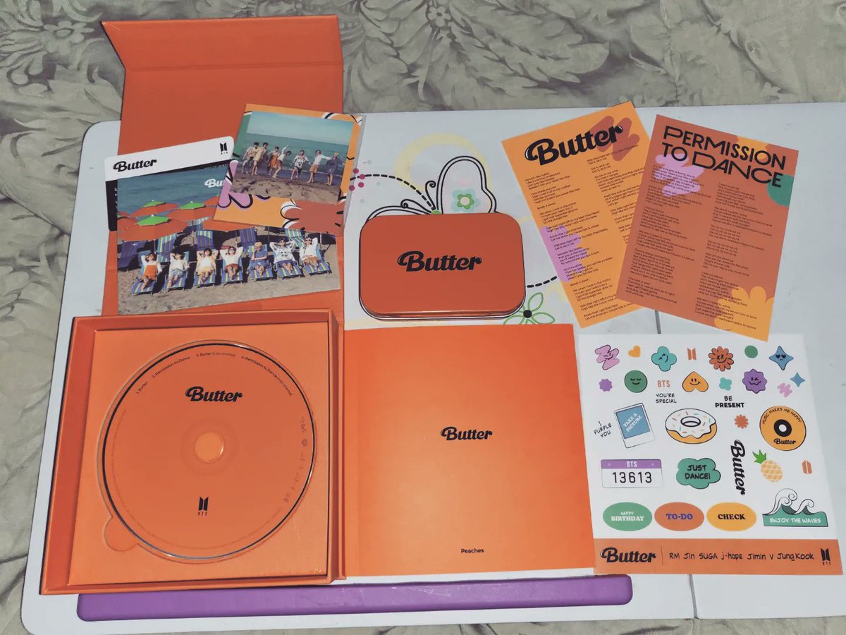 el_dritchknight's tweet photo. thank u ulit @Temchie1 for the smooth-like-butter transaction!! sobrang ganda pa ng packaging, nanghinayang akong buksan HAHA tysm for all the freebies too~~ ♡ winky tae = instant serotonin ♡
#FromTemchie https://t.co/ASR2B8mkzM