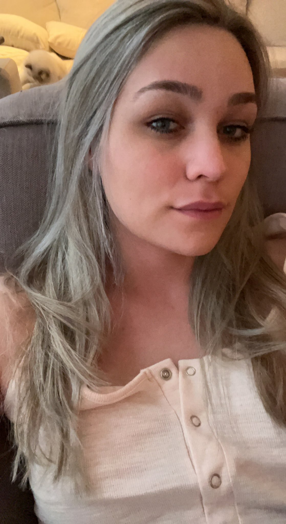 Mariaqt on X: New hair new me t.cow42216UN8s  X