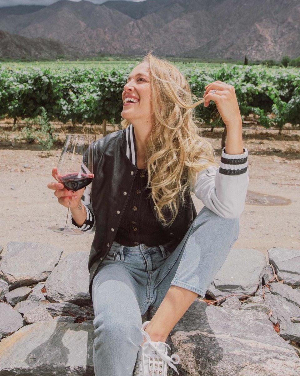 LuLopilatoEcu's tweet photo. Ha pasado mucho tiempo, pero Lu sigue igual. Esa sonrisa lo dice todo @lulopilato #MeCreoMil no mil re mil 😍✨ https://t.co/Sa7vrooYjo