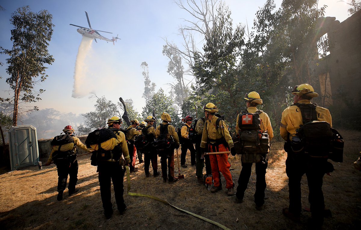 kentphotos's tweet photo. #OldFire @CALFIRELNU @CAL_FIRE @napacountyfire work to protect what is left of the old Soda Canyon Resort as they help to contain the fire, mapped out at about 376 acres. @NorthBayNews https://t.co/h4NtygWG3X