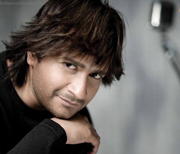 _gauravmahto's tweet photo. Jo chije mere dil ke, karib hoti h wo hi, aksr mujhe chod ke chali jaati h...
The only date when gaurav cried for a singer..1/6/2k22
#KKsinger #ripgem #GEM https://t.co/xndYocSmTD