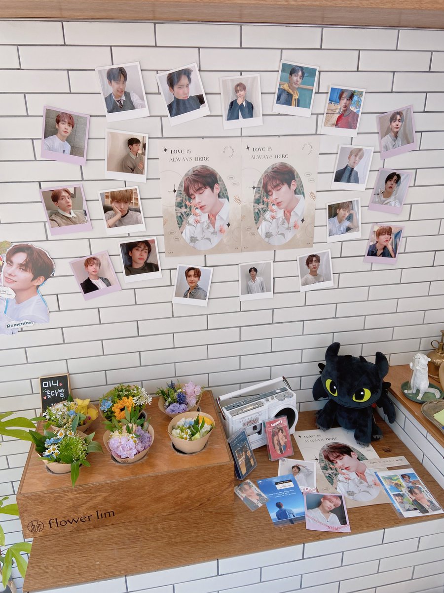 junheest2's tweet photo. 플라워 이벤트와 소중한 선물 특전을 예쁘게 준비해줘서 감사합니다~ㅠㅠ
영원히 간직할게여💕

#사랑은_언제나_준희에게 #준희야_생길축하해 #에이스 @UNBOUND602 https://t.co/JVEL5SGtNN