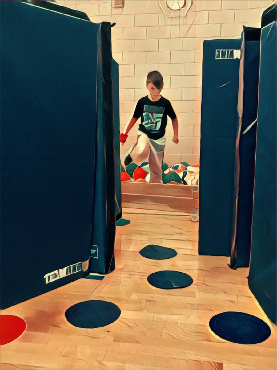 KiddleCBE's tweet photo. “Mission Impossible? You mean Mission Possible!” Love the #GrowthMindset students are bringing to the challenge. Huge shout out to our grade fives for designing and setting up a new obstacle course each day! #physed https://t.co/46MjHwjO0E
