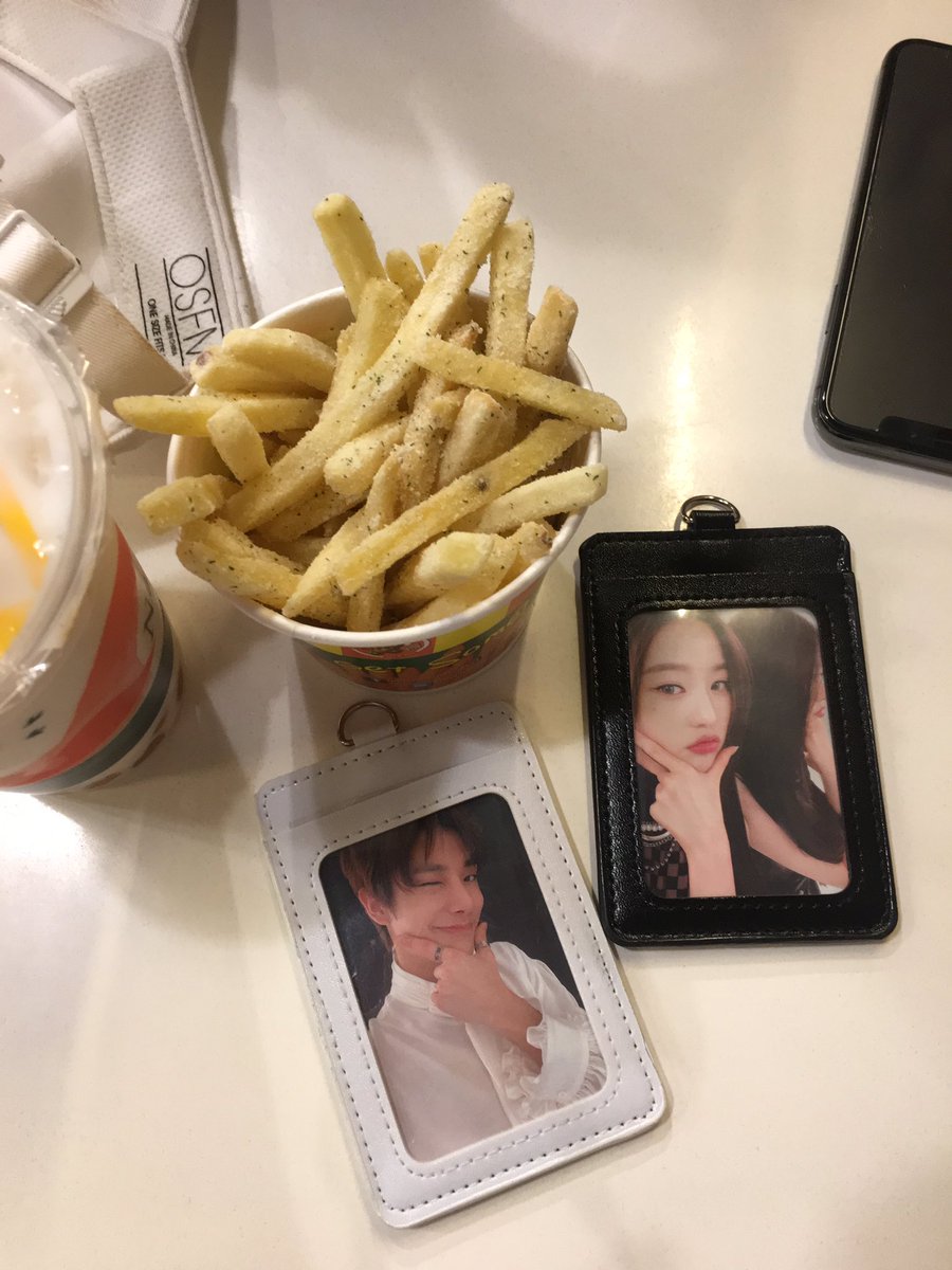 ydrkive's tweet photo. 『 a date. 』 https://t.co/hIgTSQRp1g