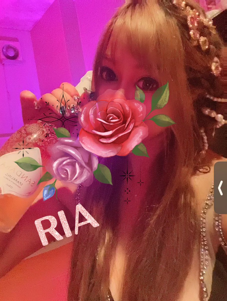 simba_chaaaaaan's tweet photo. 5月も本当にありがとう！！

シャンパン芸人させてもらいました♡ https://t.co/nKNRIqhLLz