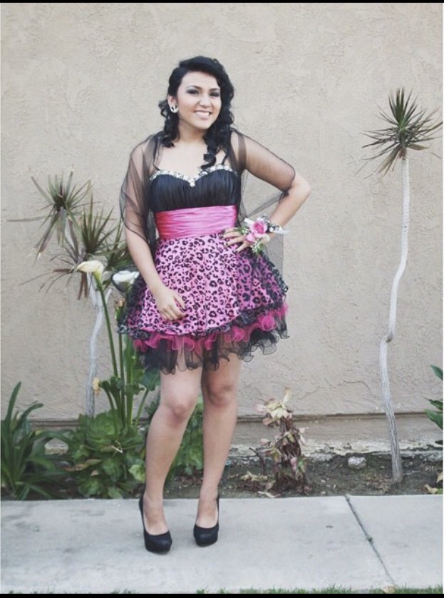JustJackiiie's tweet photo. @savannaboda LMFAOOO!
Pls leave me alone 🥲
#prom2012 https://t.co/MsxQp4rbKN