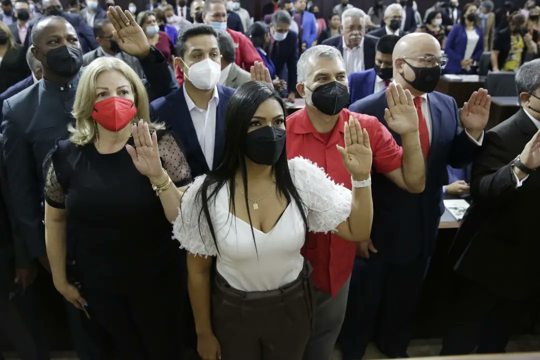 Ginkellys16's tweet photo. 📸#EnFotos|| En Sesión Ordinaria asumí la Vicepresidencia del Grupo de Amistad Parlamentaria entre la República Bolivariana de Venezuela y el Reino de los Países Bajos (Holanda), Agradezco a la Jefatura del Bloque de la Patria y la directiva de la @Asamblea_Ven
#VenAppEnMarcha https://t.co/yCfVGm8BNi