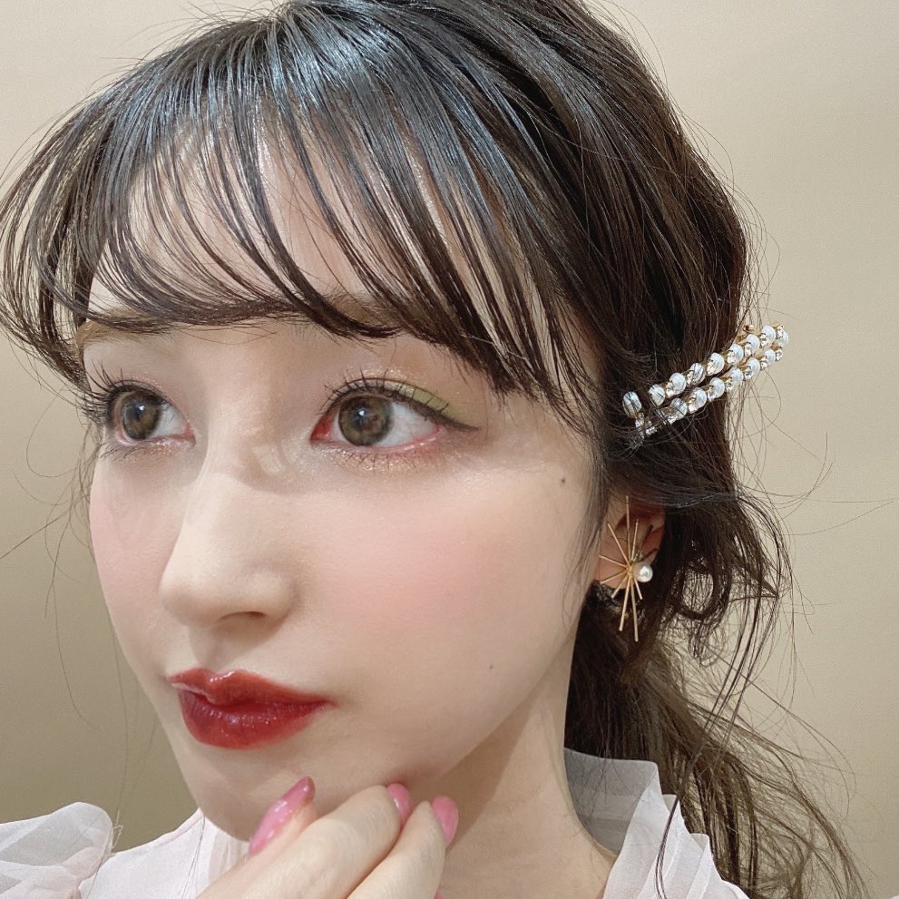 niki_sakino's tweet photo. 私のプロデュースするカラコンmiiumのお気に入りの2色が本日からマンスリーになりました🌟マンスリーは2箱目がたった500円で購入できる特典あります🥰優しいねっ笑

ぜひ、GETしてください♡

プリズムスター
https://t.co/n5luxmrc4c
ひとめぼれ
https://t.co/AkYbNWtT4x https://t.co/4ueB6RPZO1