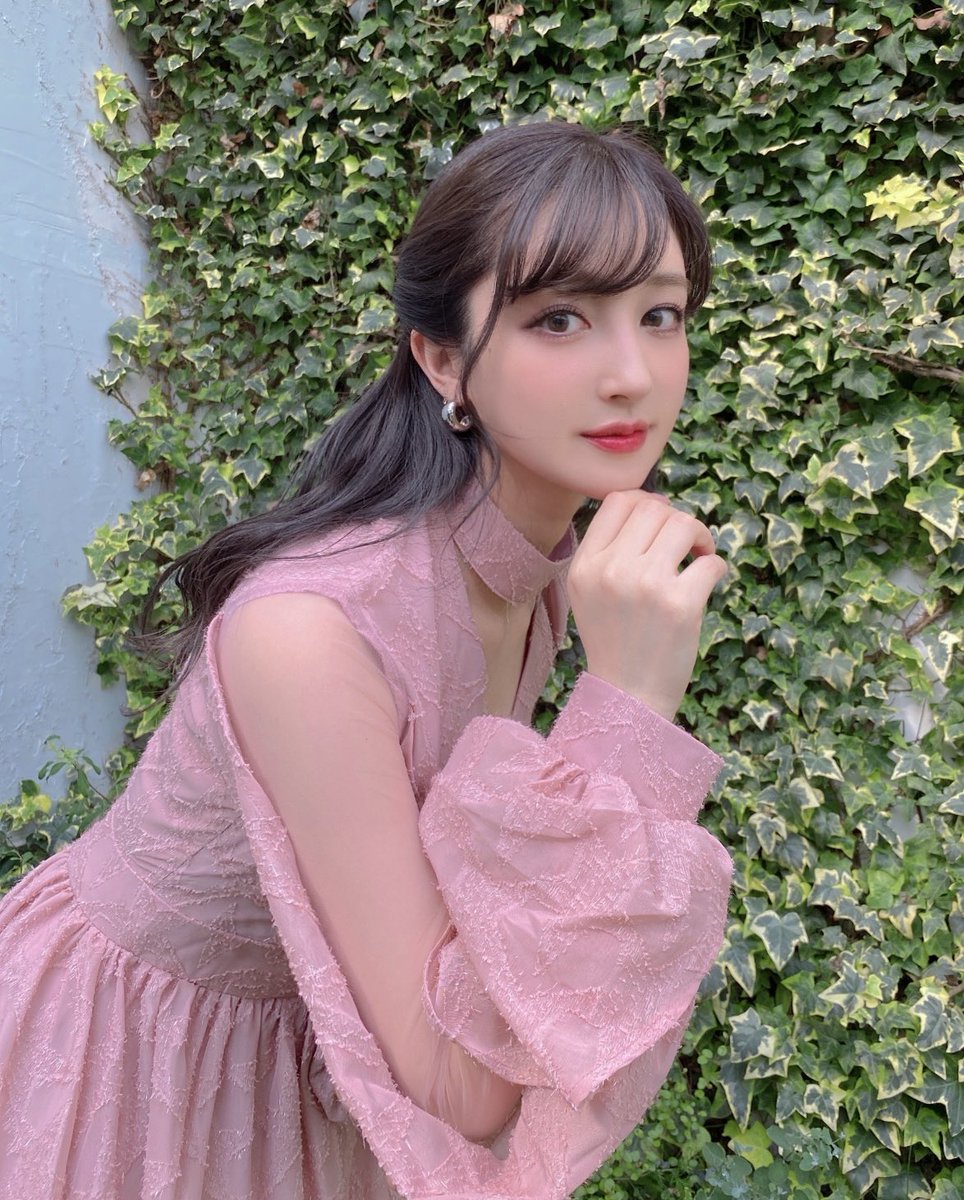 niki_sakino's tweet photo. 私のプロデュースするカラコンmiiumのお気に入りの2色が本日からマンスリーになりました🌟マンスリーは2箱目がたった500円で購入できる特典あります🥰優しいねっ笑

ぜひ、GETしてください♡

プリズムスター
https://t.co/n5luxmrc4c
ひとめぼれ
https://t.co/AkYbNWtT4x https://t.co/4ueB6RPZO1