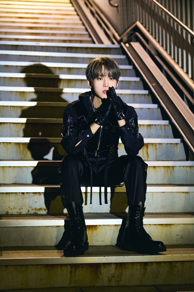 loveunhwi's tweet photo. 컨셉 포토 비하인드 속 은휘 📸 https://t.co/rs97HKnahG