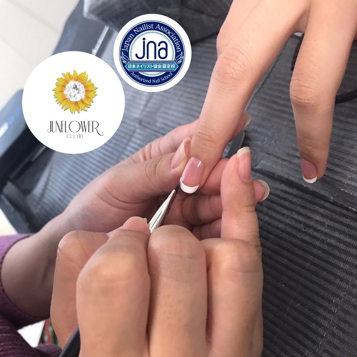 JunflowerN's tweet photo. 【4月25日開講コース】
⭐️本日の授業内容⭐️フレンチ初💅トップエンドを綺麗に入れられるように練習して行きましょう！

#ジュンフラワー
#junflower
#ネイル
#求職者支援訓練校 
#職業訓練校
#jna本部認定講師 #在籍
#jna認定
#ネイル検定校
#ジェル検定
#ハローワーク
#次回7月開講予定 https://t.co/945fyNhVrm