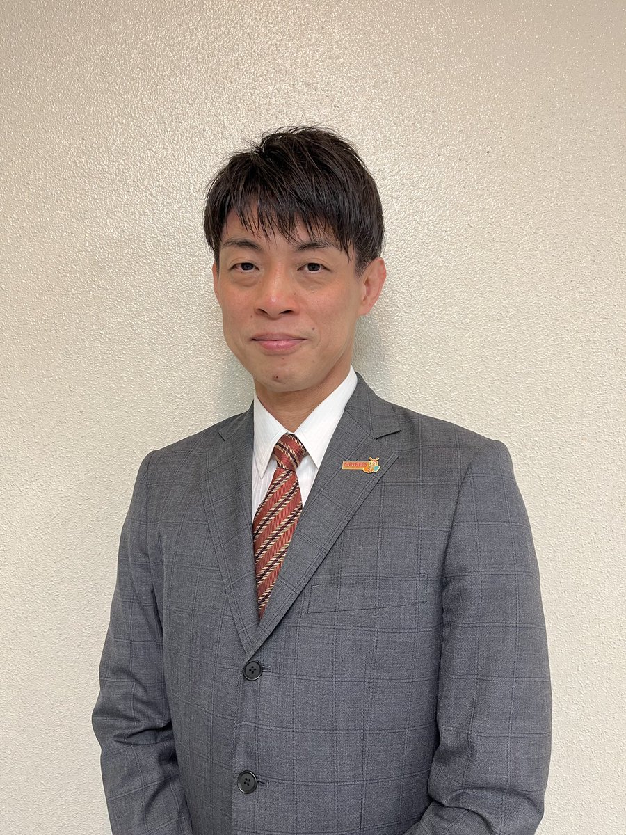 AIRYBEES_DENSO's tweet photo. 【新スタッフ入団のお知らせ】

この度、6月1日付で3名の新スタッフ入団が決定致しましたので、お知らせいたします。

監督：辻 健志
マネージャー：大辻ゆう
広報：吉田美貴

HP▼
https://t.co/OlsIktll5u

#エアリービーズ #バレーボール https://t.co/DPhmpx58r6