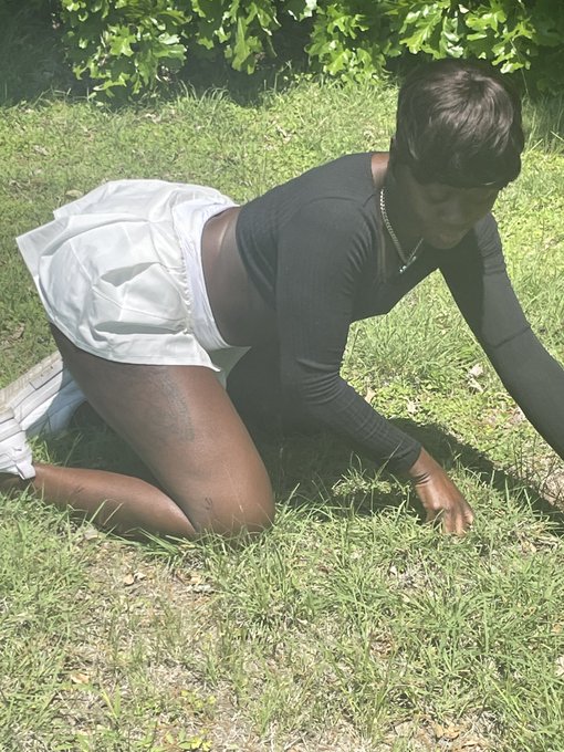 Who&rsquo;s hang out with me this week in Los Angeles?? 🥴🥰🥰 https://t.co/tnRUMrkSzh<a href="/tag/newprofilepic"class="tags"><span>#newprofilepic</span></a>