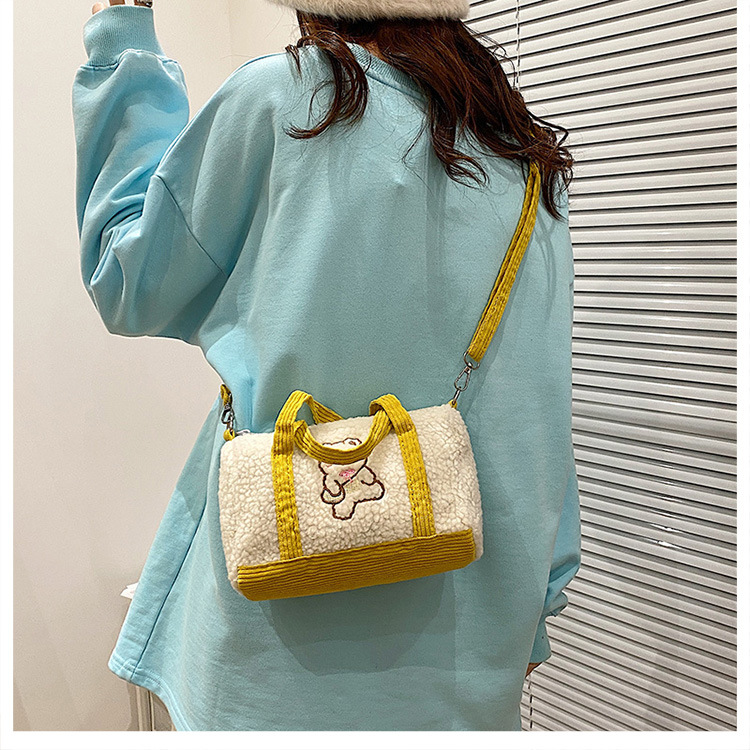 tongcaipacking's tweet photo. Plush bag female New Cartoon Bear Boston handbag lamb wool embroidered Single Shoulder Messenger Bag https://t.co/OcjYG0GOZR