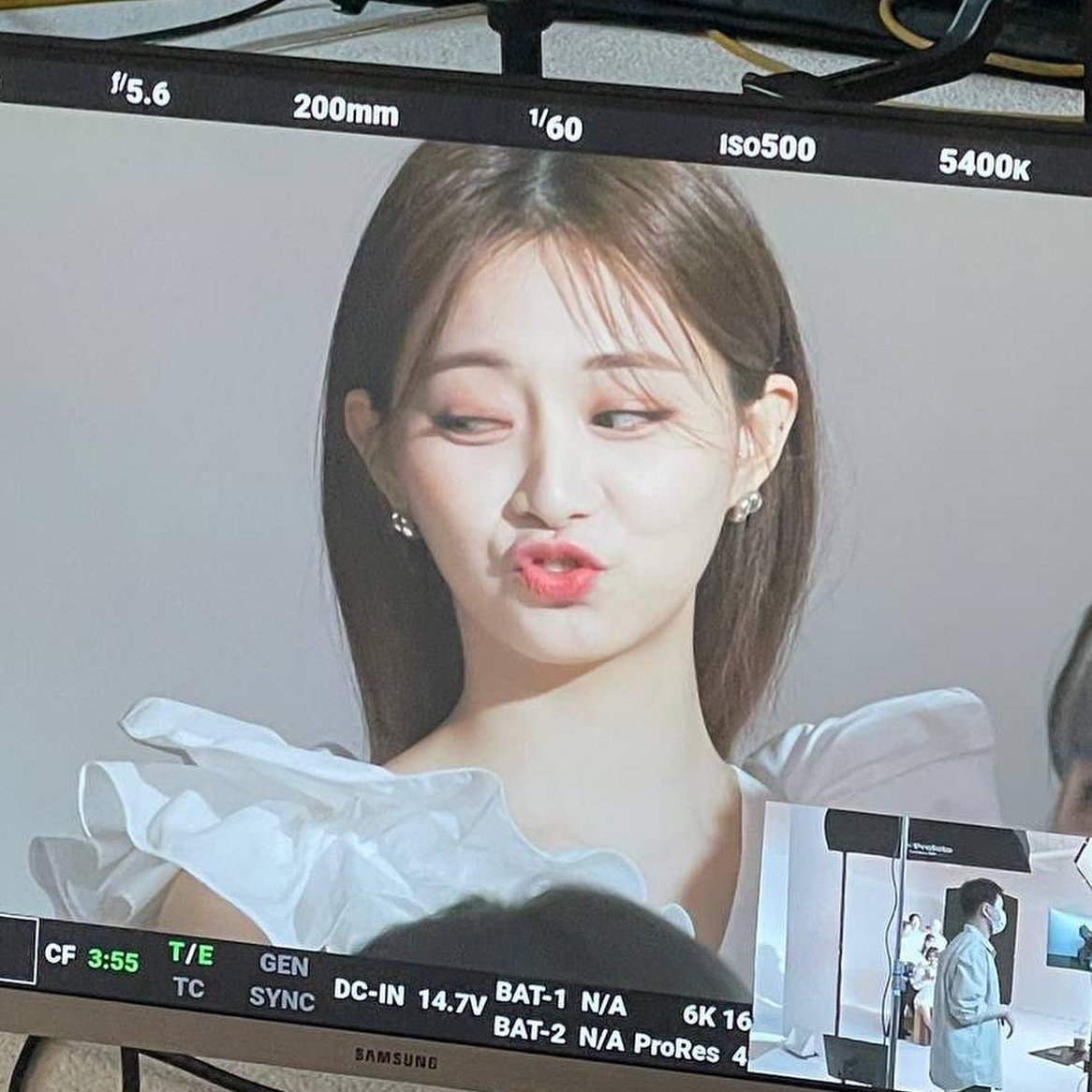 pouty tzuyu