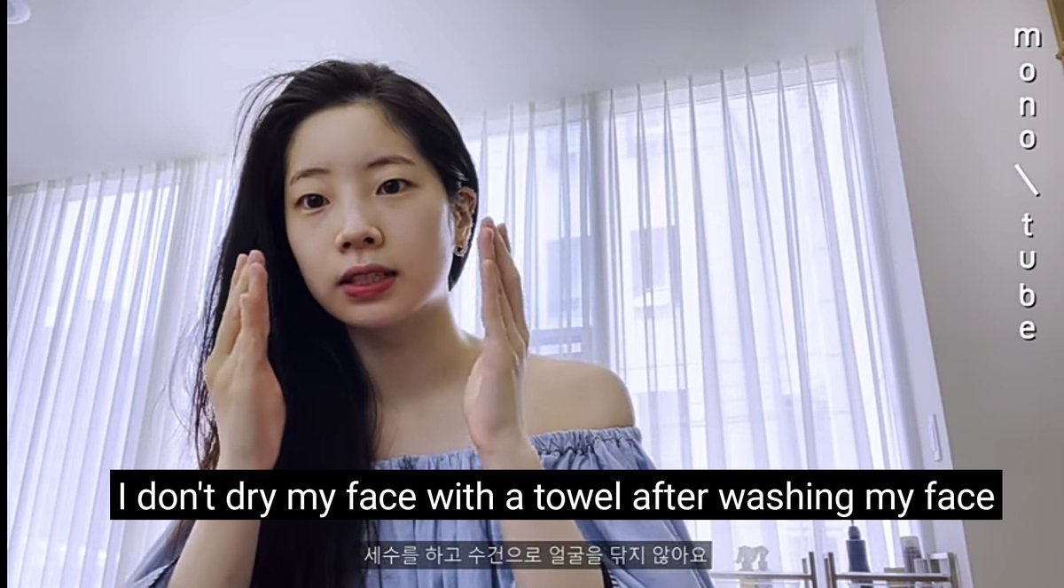 dahyun_support's tweet photo. [DAHYUN X MONOTUBE] 220601

TWICE Skin care routine:
Doesn't use towel after they wash their faces 💡

#DAHYUNxMONOTUBE #DAHYUNxO2ND #DahyunFree #DAHYUN  @JYPETWICE https://t.co/p24mzxnNZd