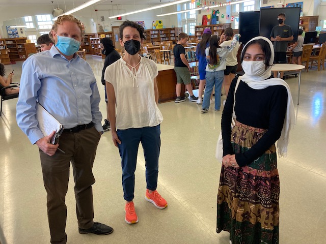Was happy to visit the amazing high school in Bensonhurst - Expeditionary Learning School for Community Leaders (Principal - Tom Mullen). Besides regular classes, students are learning here how to work in teams supporting each other. Results of such approach are very impressive!