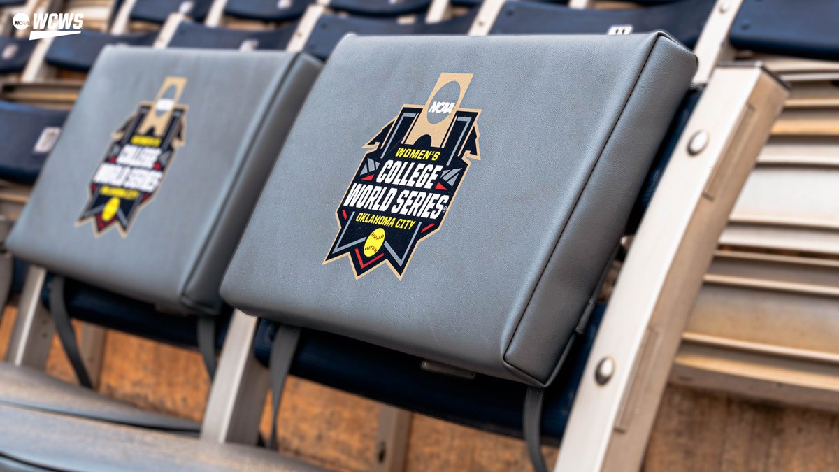 NCAASoftball's tweet photo. One day closer. 🥎

#WCWS https://t.co/w7dVwIpmLe