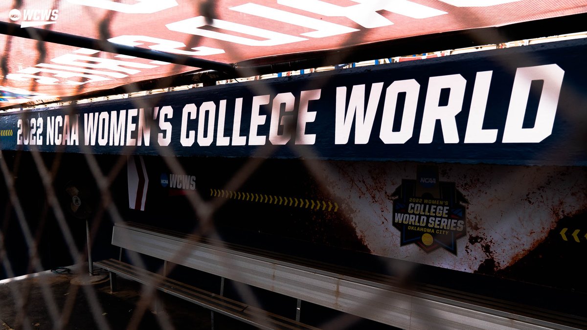 NCAASoftball's tweet photo. One day closer. 🥎

#WCWS https://t.co/w7dVwIpmLe