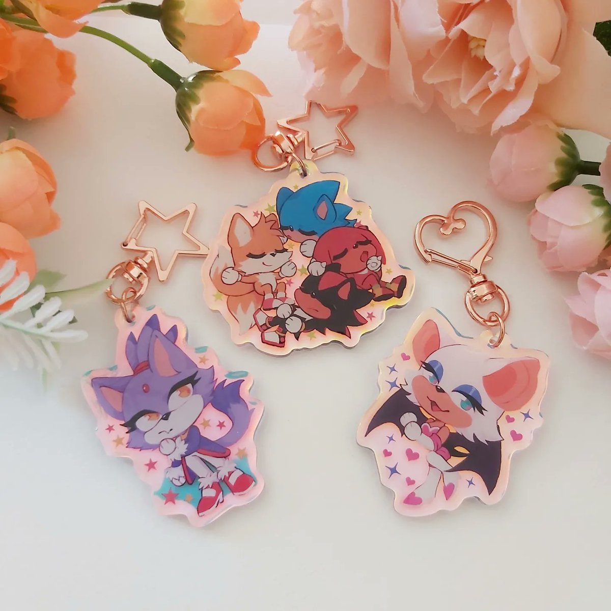 More of the merch hehe 