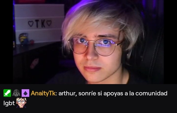 anaitytk's tweet photo. este es su ídolo? 😪 https://t.co/JYACtQNnwm