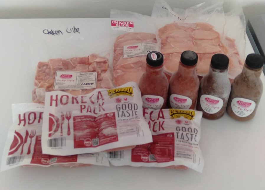 ceuhajidaging's tweet photo. Hari libur emang enaknya BBQ-an sih!

Gas lah sini order dagingnya di Ceu Haji Daging 😍

WA : 089694901268
Shopee : https://t.co/GxZIWpfTzp
Offline Store : Jl AH Nasution non101 Jatihandap, Kota Bandung https://t.co/AWfunUu3Ol