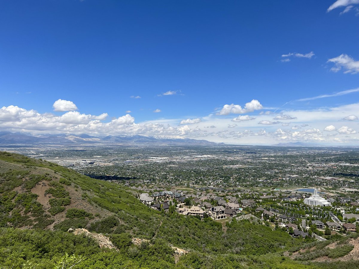 A truly spectacular day in #SaltLakeCounty  as seen from #CornerCanyon this afternoon. #TrailRunning #UtahisRad #Wasatch