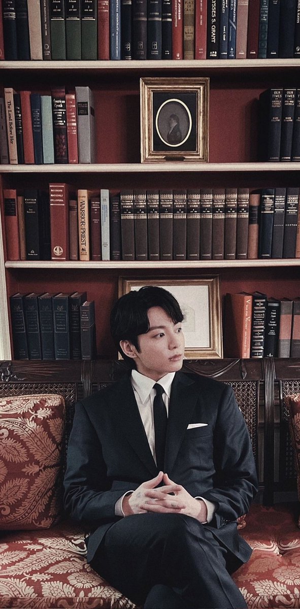 itstatamic's tweet photo. OH RICH CEO JEON JUNGKOOK 😭 https://t.co/8uRGiCoI17