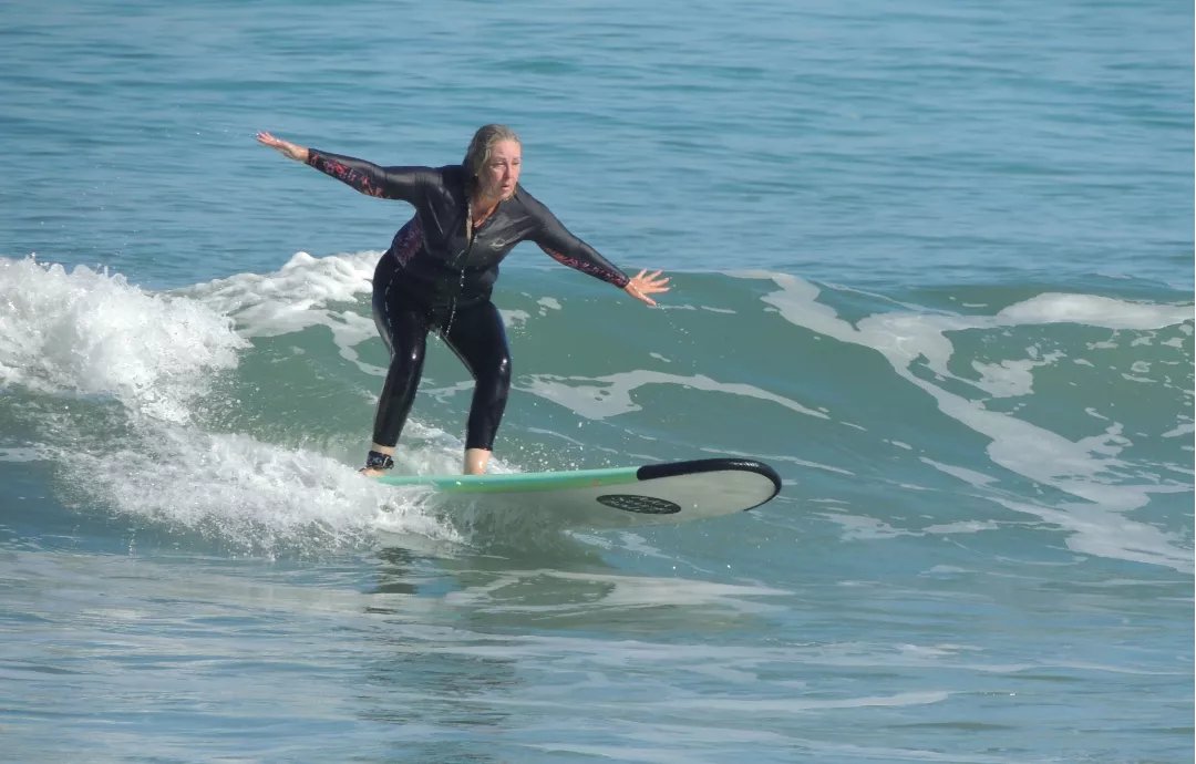 aaa_bali's tweet photo. Kylie back again for another surf lesson with us. And she never give up. Yewwww 🤙🌊🏄‍♀️
Thankyou for Choosing Us.🙏😊
•
•
•
#500ADAY #1000ADAY #instantfollow #Follow4Follow #follow #FollowME #IFollowAll #ifollowback. https://t.co/Eh3sWI5KUE