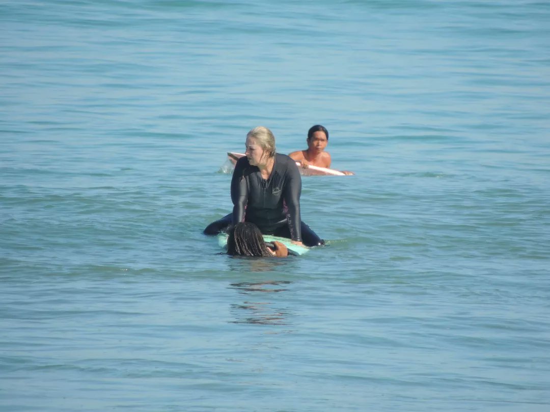 aaa_bali's tweet photo. Kylie back again for another surf lesson with us. And she never give up. Yewwww 🤙🌊🏄‍♀️
Thankyou for Choosing Us.🙏😊
•
•
•
#500ADAY #1000ADAY #instantfollow #Follow4Follow #follow #FollowME #IFollowAll #ifollowback. https://t.co/Eh3sWI5KUE