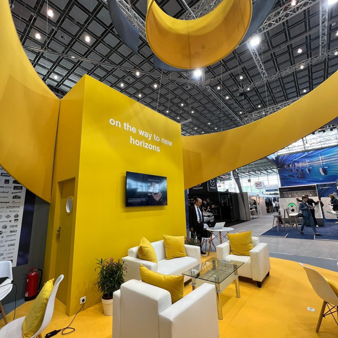comm_fleet's tweet photo. ❗️Nutzen Sie die Chance und entdecken Sie die #commfleet Softwareprodukte von @community4you  AG - DE heute und morgen auf der Fuhrparkmesse #flotte22 in #Düsseldorf.
📍Besuchen Sie uns an Stand G46-G48. https://t.co/Sy62qAJ9vh