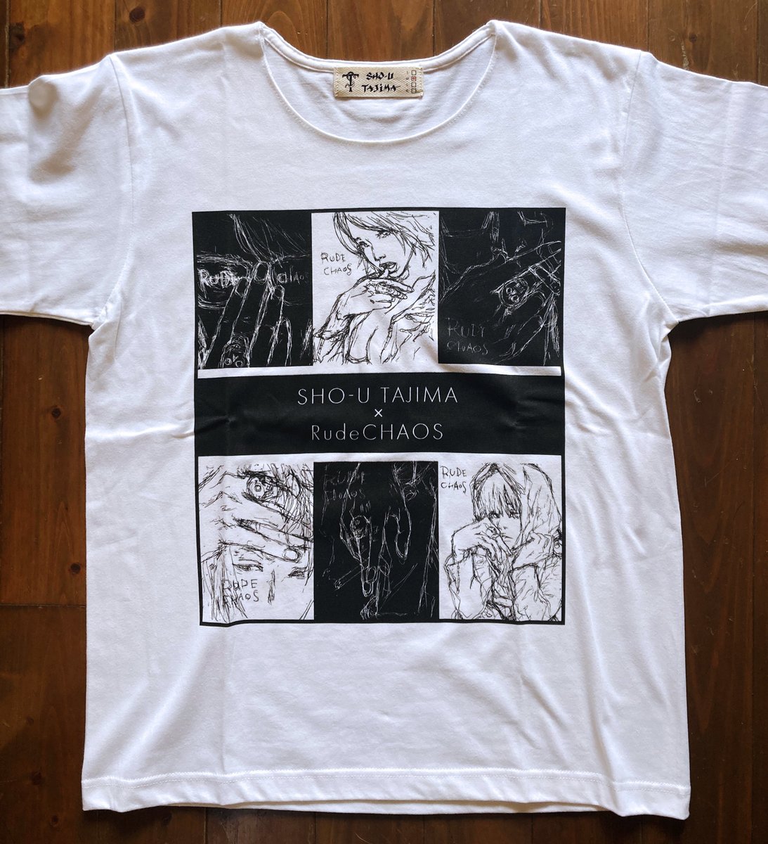 Rude CHAOS Tシャツ [Collaborate with RUDE GALLERY]
スタンダードだが襟カットされたサラッと着られるTシャツ。いやこれも安くねぇ?
無理言って作らせてもらったコラボ品なのでこの絵柄のアイテムは二度と出ない。
ちなみにオレも持ってない、欲しい。 