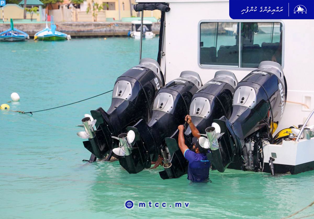 MTCCPlc's tweet photo. Team MTCC Kashavaru met with the vessel owners & Council Members at B. Eydhafushi Today. Our gratitude goes to the Council Members & vessel owners at Eydhafushi for the support extended during our visit.
#yanmarmarine #suzukimarine #Castrol #ppgcoating https://t.co/ANu0tcyVCE