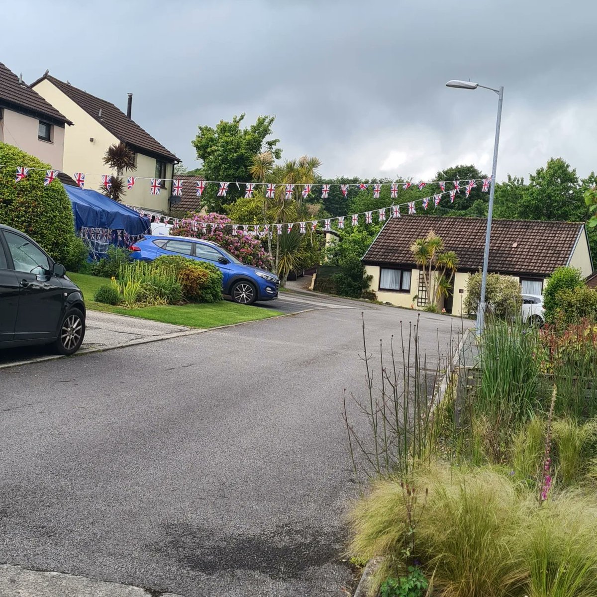 Kernow_Trucker's tweet photo. #HuntingTheBunting in #polgooth
@piratefm https://t.co/1OLpQGItZw