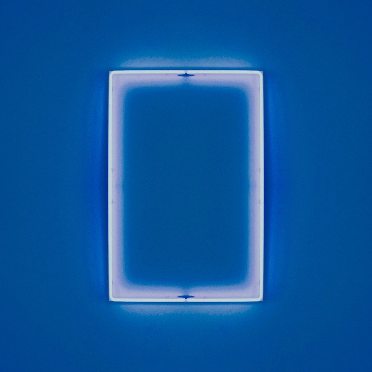 hollieshouse_'s tweet photo. the 1975 blue era incoming https://t.co/OC85d5Jl6p