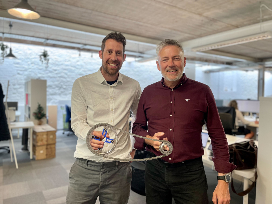 cargobikefest's tweet photo. ⚙️🔀 Driving change...

⛓️ Scale-up @NewMotionLabs are preparing for the future by making changes at the top. We sat down with Founder/CIO Marcel Fowler and new CEO Steve Senior to find out more about what drives them.

👀⏩ https://t.co/9DETUV1O2m

#DecadeoftheCargoBike https://t.co/LiUOKV8vGT