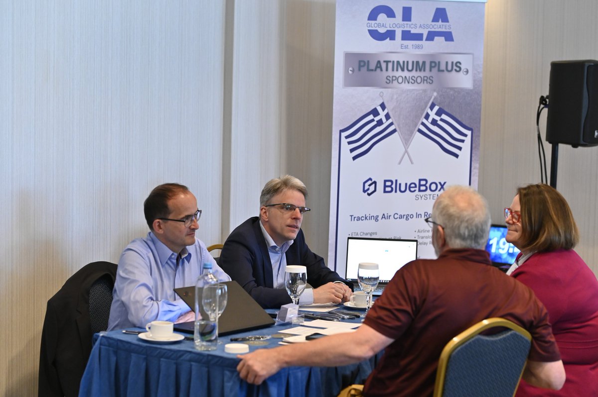 businesscode2's tweet photo. Unsere CEOs Martin Schulze und Martin Bernemann waren im Mai auf dem jährlichen Meeting der Global Logistics Associates in Griechenland und stellten unser Start-up BlueBox Systems vor.
#businesscode #software #logistics #logistik #griechenland #gla #globallogisticsassociates https://t.co/H3uBTIMnrd