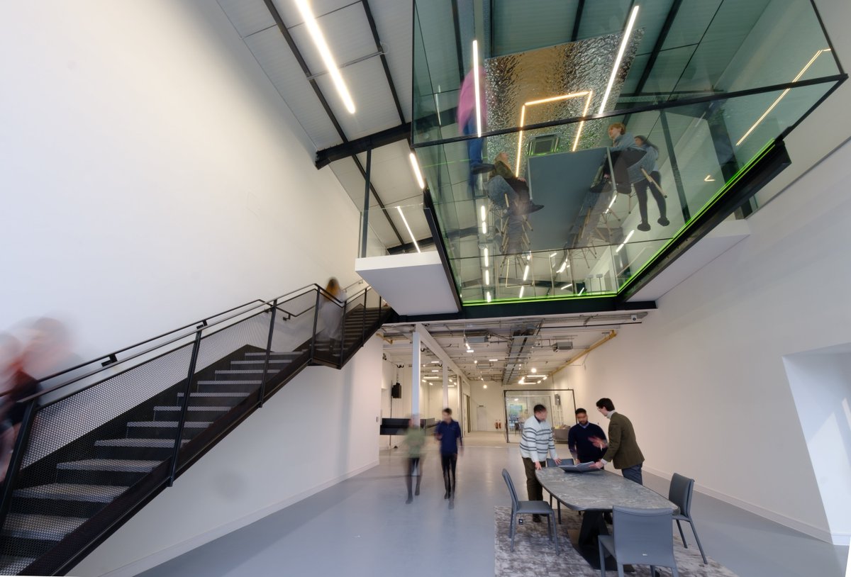 Our popular #architecturalglazingCPD seminars can be held at the showroom, in a presentation format or as a walking tour of the newly renovated #glazingshowroom

Find information about the CPD’s here >>> iqglassuk.com/architectural-…