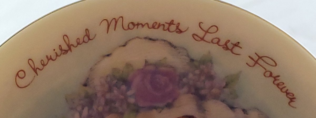 atticesoterica's tweet photo. Vintage Avon 1981 Miniature Plate, Cherished Moments Last Forever, Mother's Day Decorative Plate, Made In Japan, #vintageavonplate https://t.co/DjRuNwMxpy #MiniaturePlate https://t.co/SpbjS5nHOZ