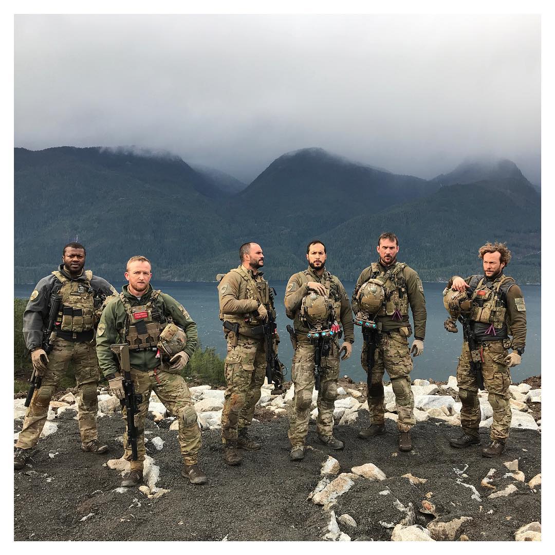 DJCRUSH's tweet photo. @ThatEricAlper 'SIX'. @SIXonHISTORY was canceled after only 2 seasons. Such a travesty!!! We need a 3rd season of #SIXonHISTORY, or a movie. Step up, @netflix, @hulu, @AmazonStudios, @hbomax, @Showtime, @Cinemax, anybody. Grab this hit, and #SaveSIX!!! #SIXSeason3 #BringBackSIX #SIXMovie https://t.co/GGgbnlax2t
