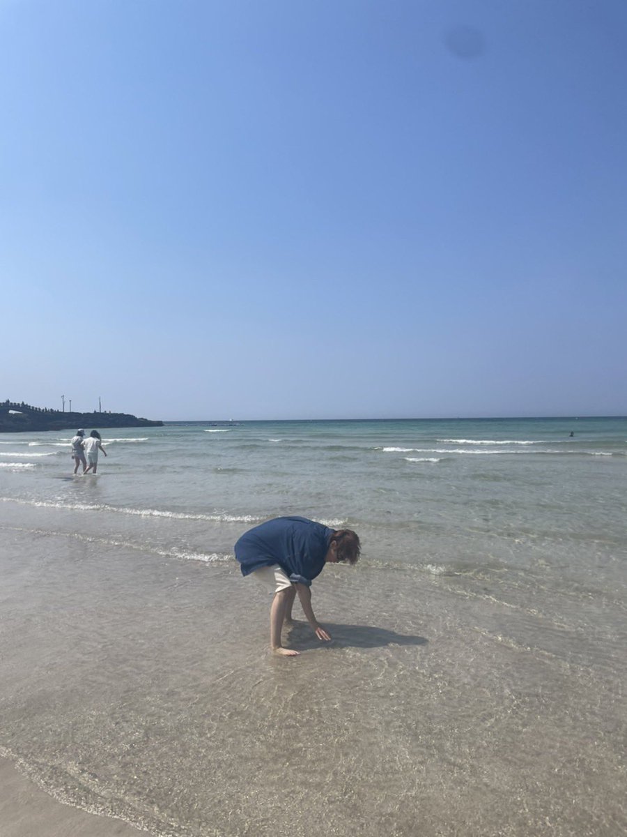 Capturing the sun rising and setting off the horizon is a favorite beach activity to start and end each day. Waves come crashing to grey sullen shores. I went to the beach in a good sunny day wrapped in a beautiful scenery presented by earth.