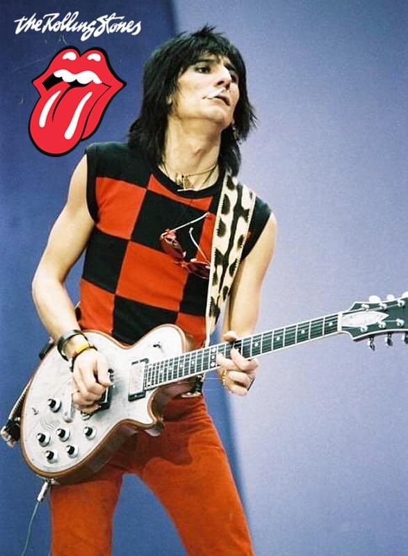 Happy birthday RON WOOD!
(June 1, 1947) 