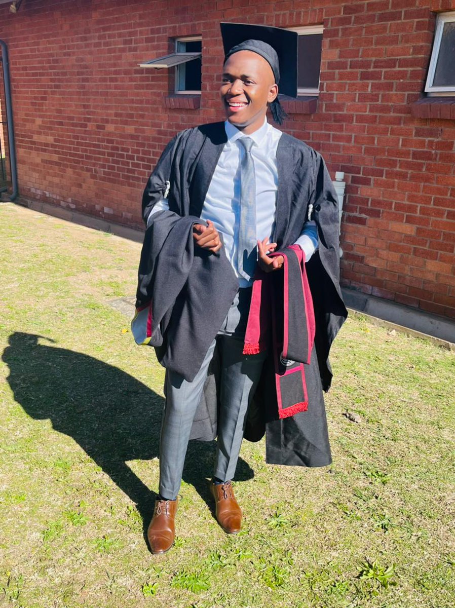 EsonaEsoner's tweet photo. Another  qualification  obtained 👨‍🎓🙌 https://t.co/dUDgoKTwnO